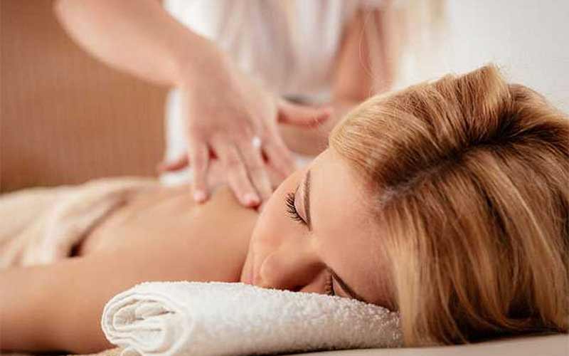 Deep Tissue massage in Doha Qatar 